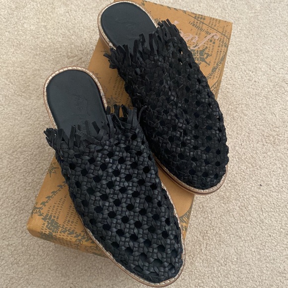 Free People Mirage Woven Flat sz 37 - Picture 2 of 13